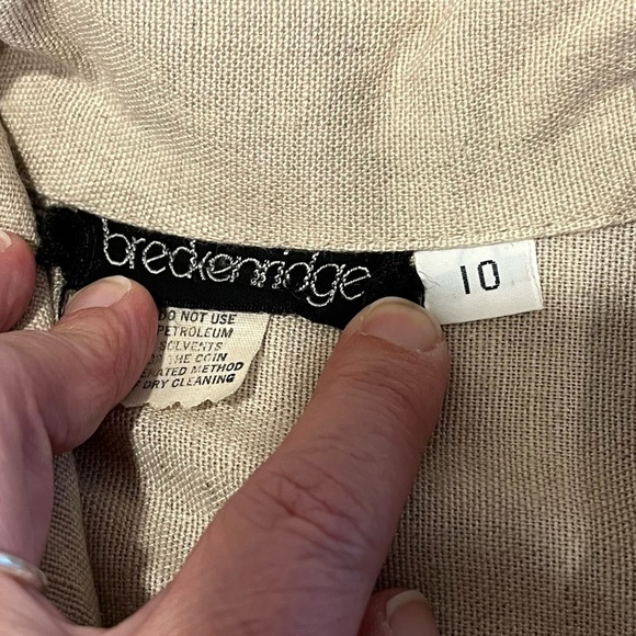 BRECKENRIDGE – Beige Button-Up Shirt (Size 10) - Picture 2 of 7